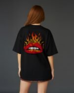CAMISETA OVERSIZED MOUTH ON FIRE - Imagem 4