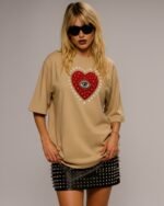CAMISETA OVERSIZED EYE OF THE HEART - Imagem 6